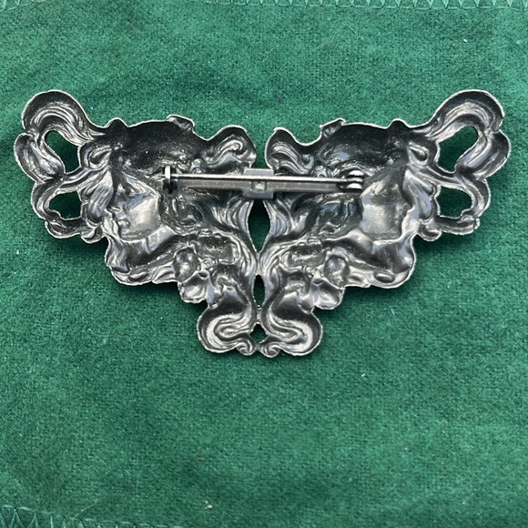 Vintage Art Nouveau Double Divas Style Pin Brooch - Picture 2 of 9